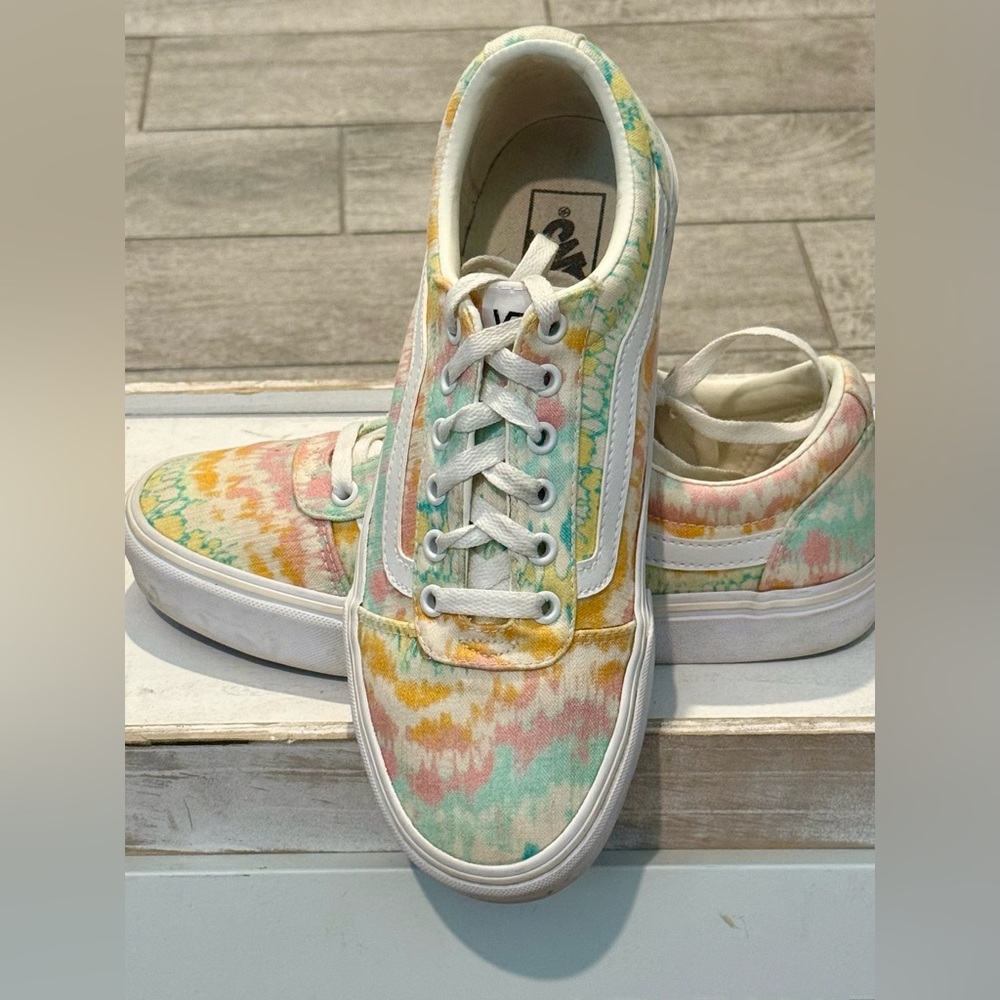 VANS ATWOOD Women’s Pastel Tie-Dye - Mint, Pink & Yellow, Size 9